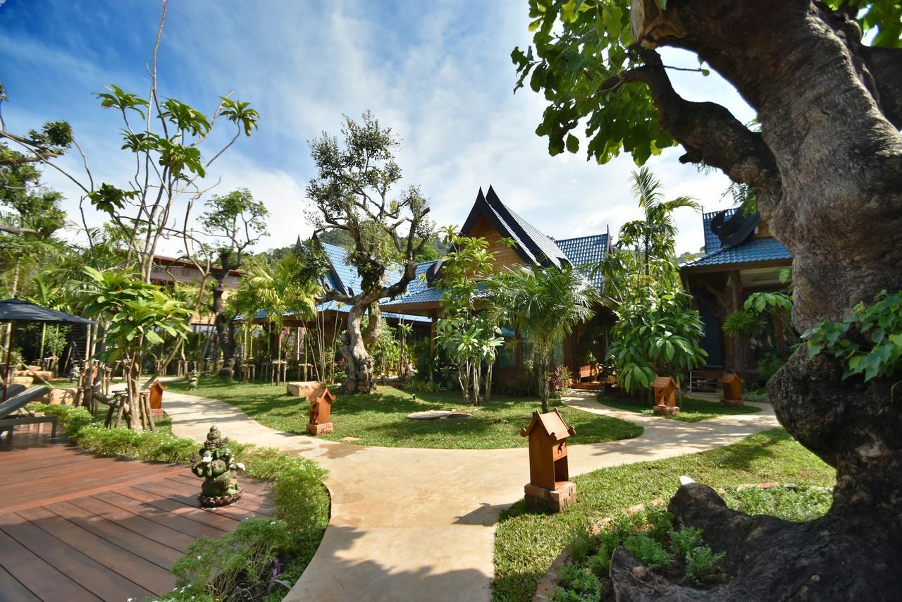 The Nine Thipthara Klongson Resort Ban Nong Thale Luaran gambar